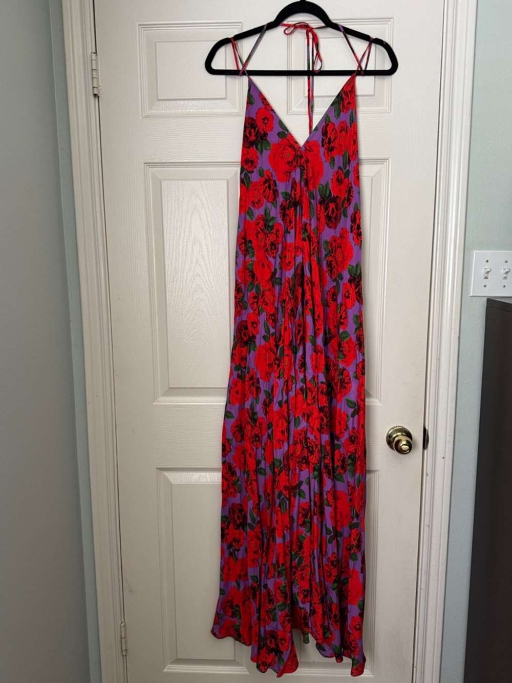 Rose Patterned Viscose Dress in Coral and Green